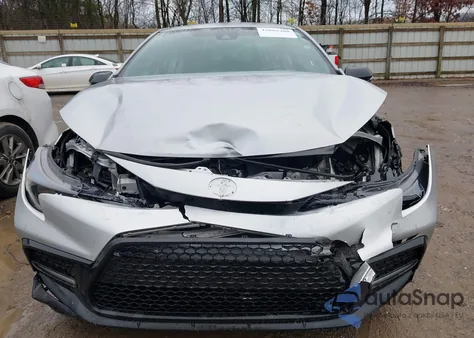 2022 Toyota Corolla Se Nightshade Edition z USA, uszkodzony, nr VIN 5YFS4MCEXNP111888